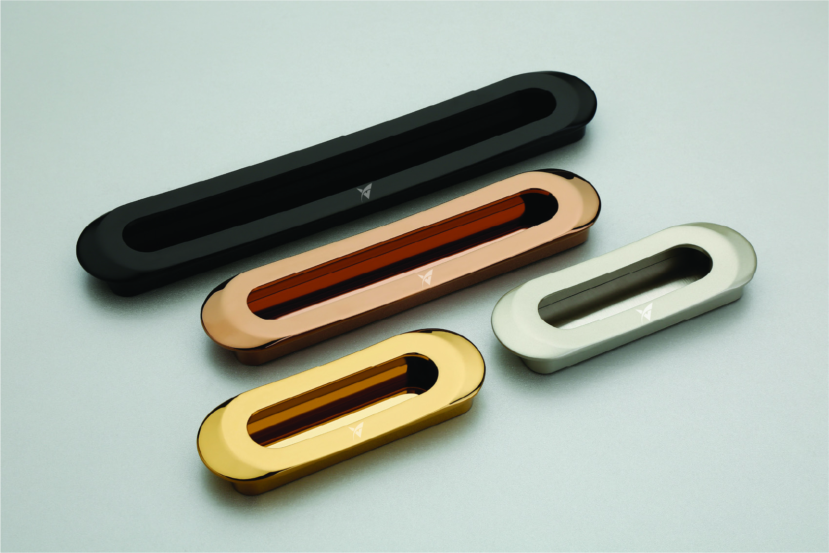 V-5028 Pull Handle Hardware