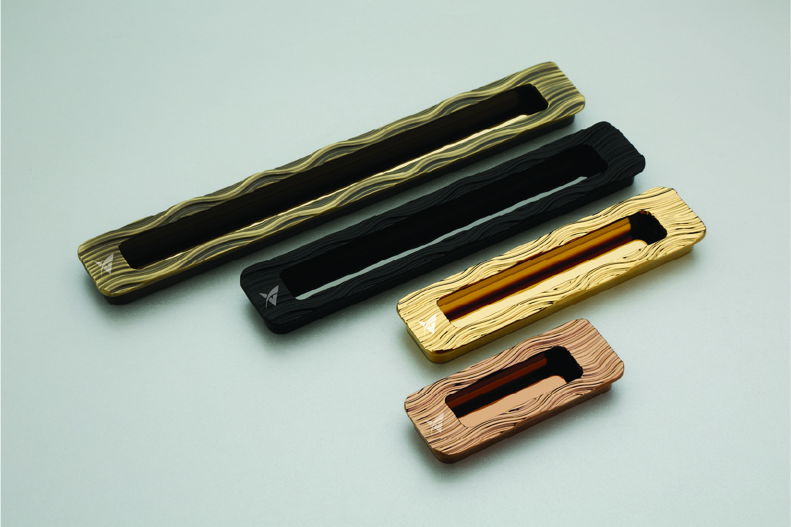 V-5021 Pull Handle Hardware